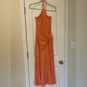 Hello Molly Orange Maxi Dress
BRAND NEW WITH TAGS JUST COULDN’T RETURN:)